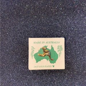 24k gold plated Kangaroo pin.